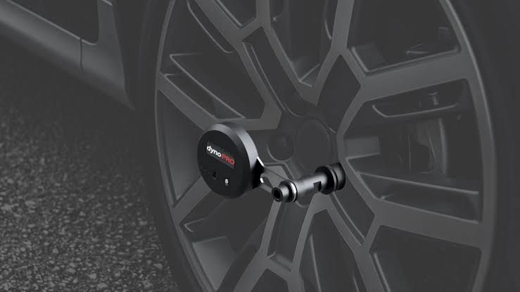 The DynoPro measuring unit mounted to a car wheel